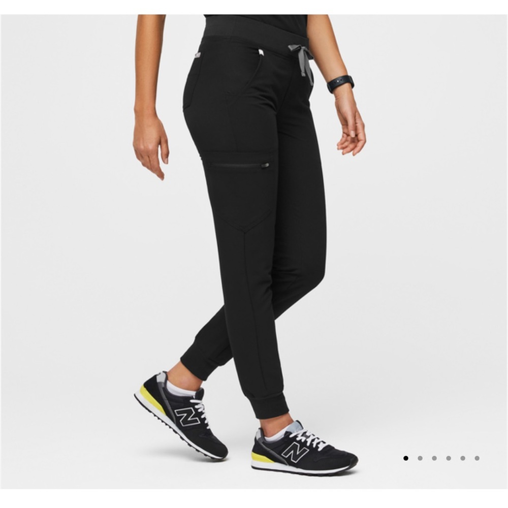 FIGS Zamora™ Jogger Scrub Pants